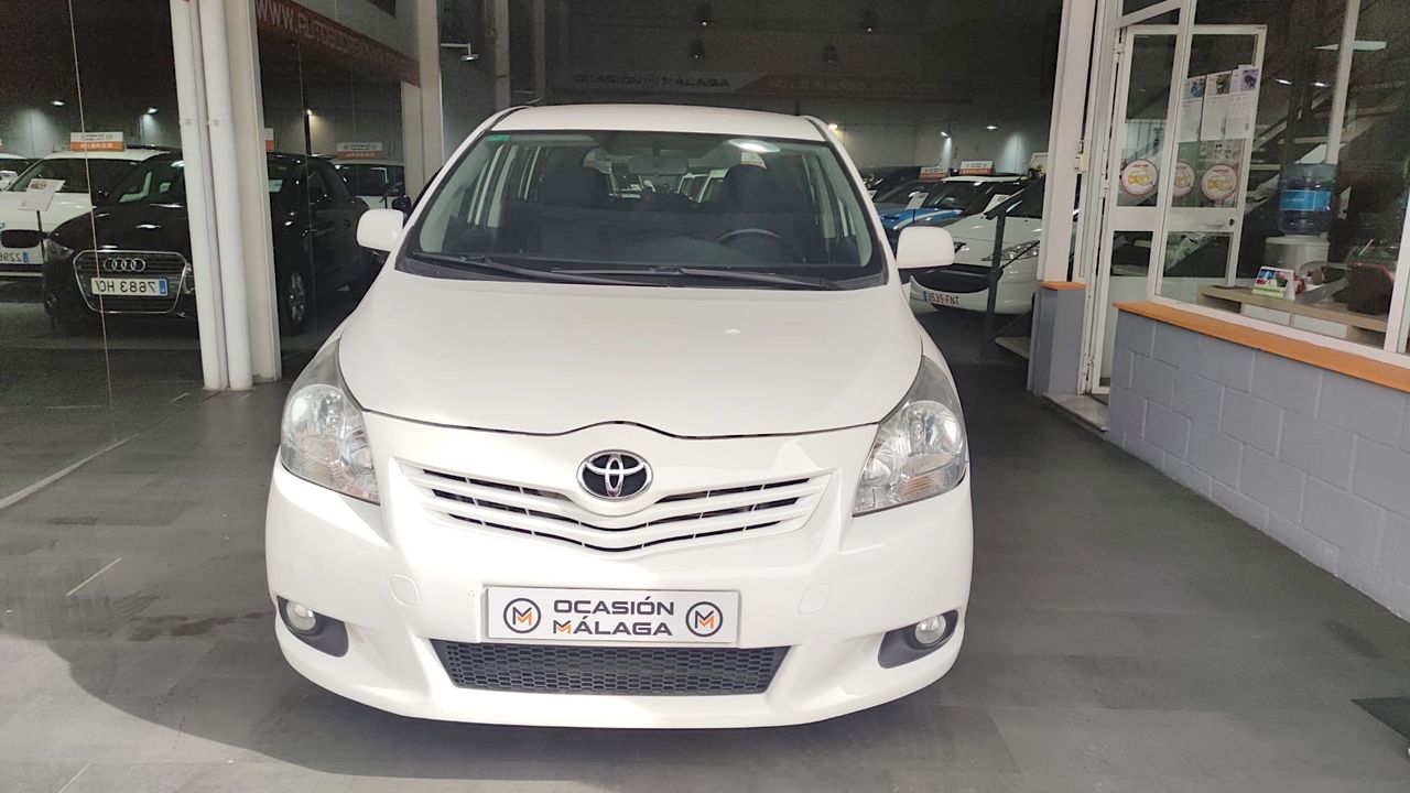 toyota verso 2011 / foto grande (2)