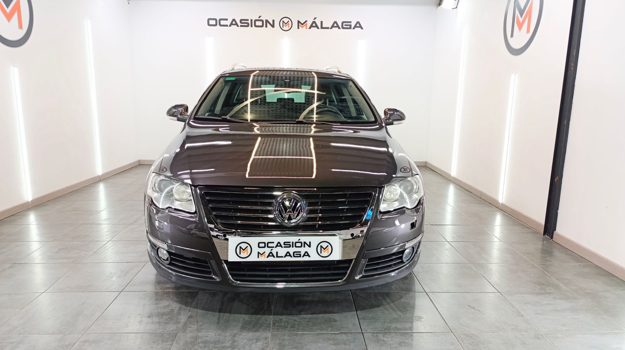 Volkswagen Passat Variant 2.0 TDI 140cv Advance Único Propietario - Foto 2 