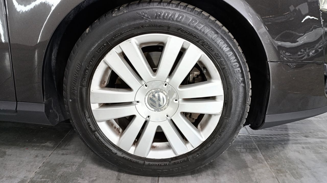 Volkswagen Passat Variant 2.0 TDI 140cv Advance Único Propietario - Foto 2 