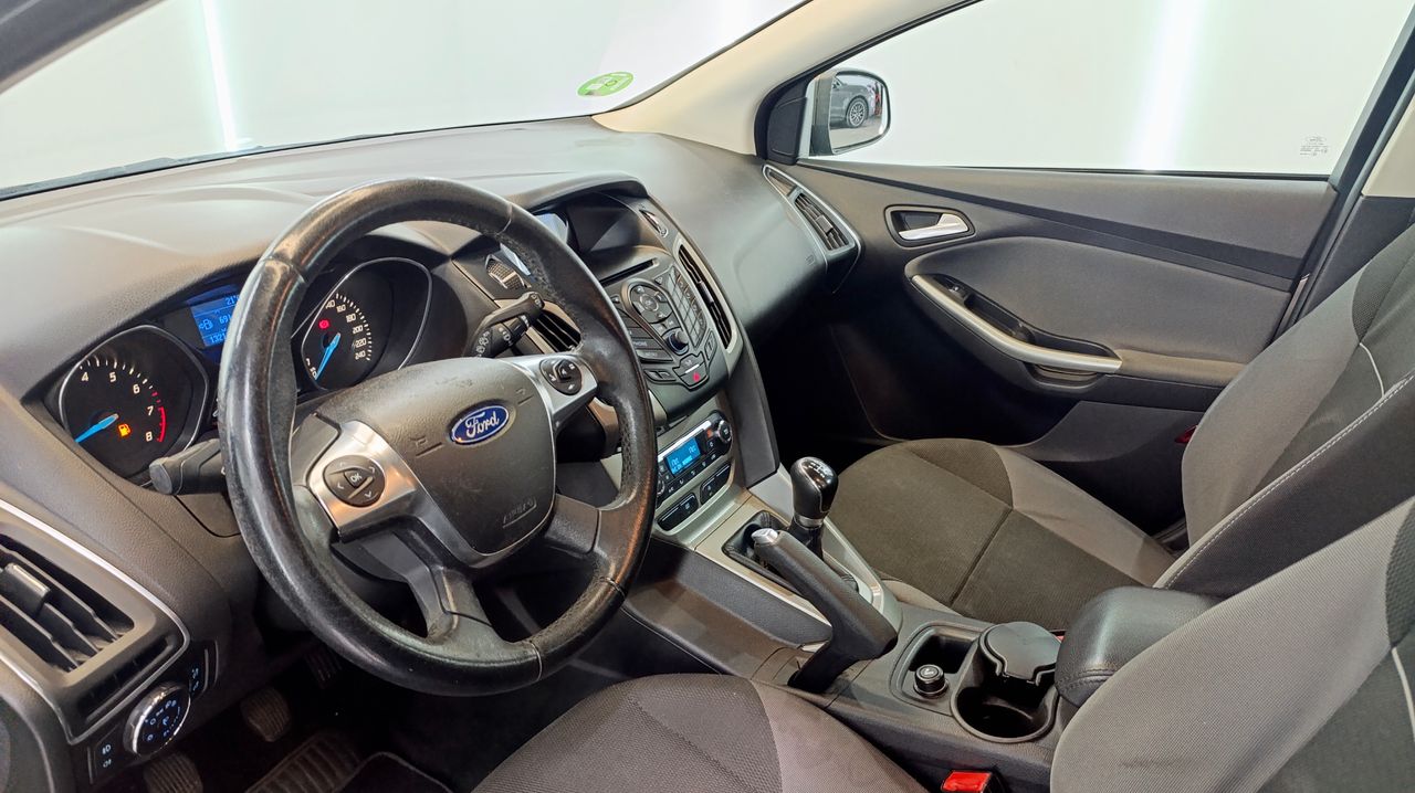 Ford Focus 1.0 Ecoboost Auto-Start-Stop 125cv Sport 132.000KM - Foto 2 