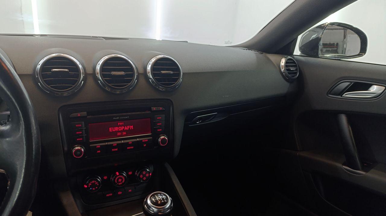 Audi TT Coupé 2.0 TFSI 200Cv - 179.000Km - Foto 2 
