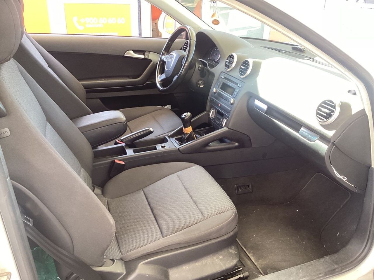 Audi A3 1.6 TDI 105cv Attraction 213000 - Foto 2 