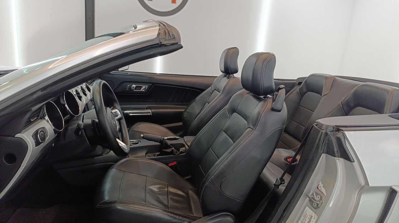 Ford Mustang 2.3 EcoBoost 231kW Mustang Aut. (Conv.) 120.000Km - Foto 2 