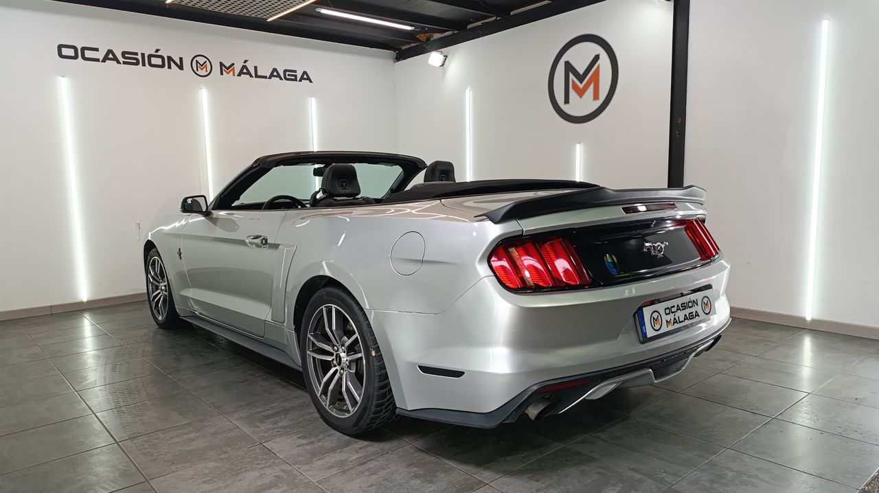 Ford Mustang 2.3 EcoBoost 231kW Mustang Aut. (Conv.) 120.000Km - Foto 2 