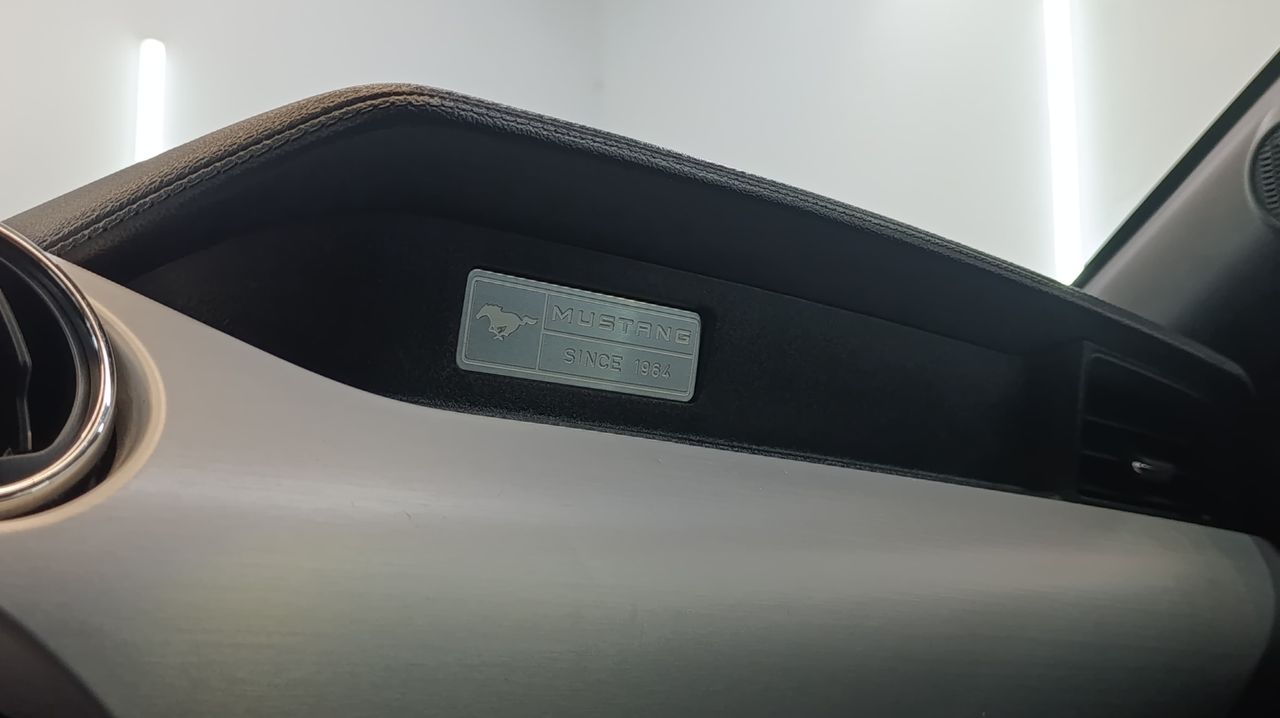 Ford Mustang 2.3 EcoBoost 231kW Mustang Aut. (Conv.) 120.000Km - Foto 2 