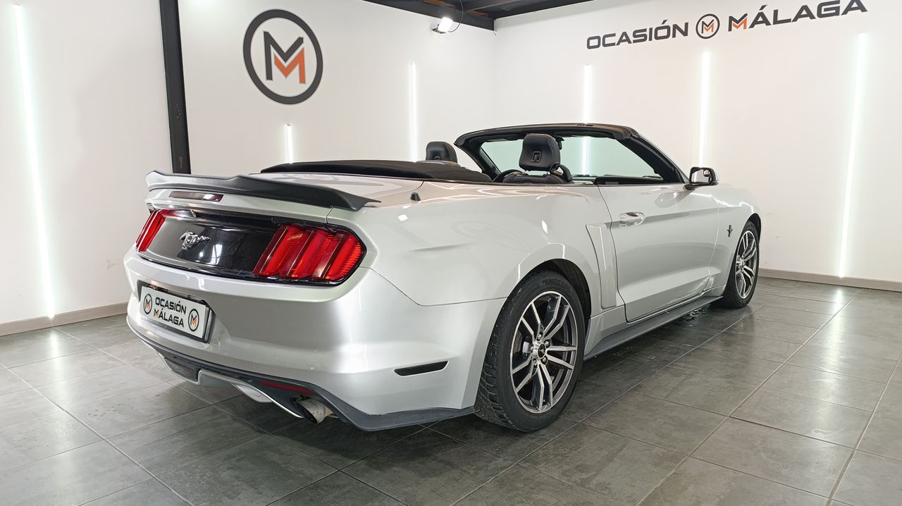 Ford Mustang 2.3 EcoBoost 231kW Mustang Aut. (Conv.) 120.000Km - Foto 2 