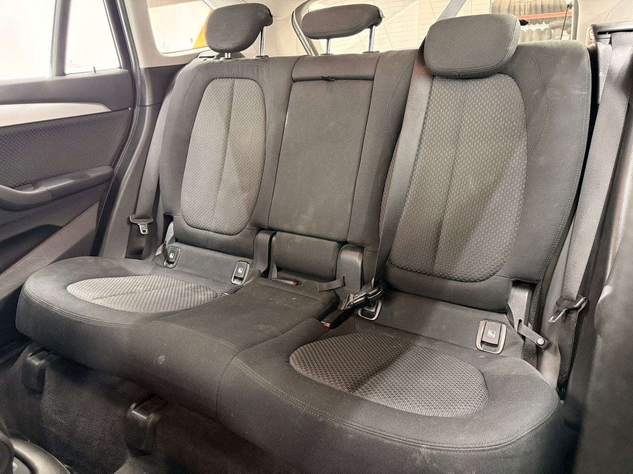 BMW X1 sDrive18d Business 150Cv Nacional - 179.000Km - Foto 2 