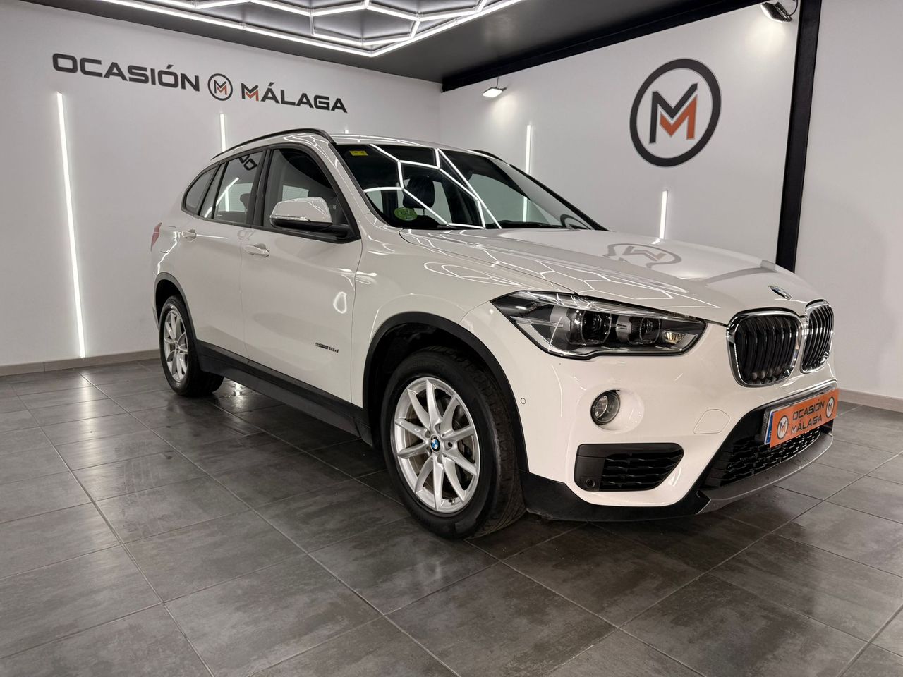 BMW X1 sDrive18d Business 150Cv Nacional - 179.000Km - Foto 2 