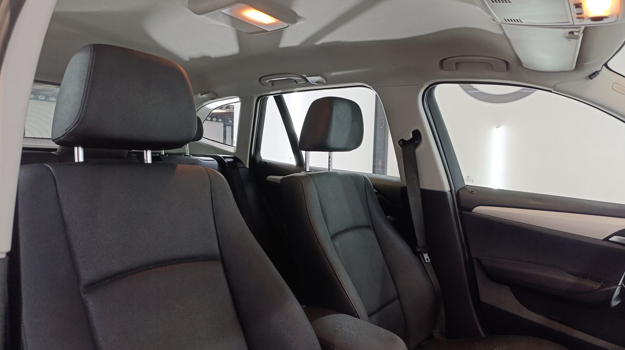 BMW X1 sDrive16d Essential Edition Car play - 242.000Km - Foto 2 