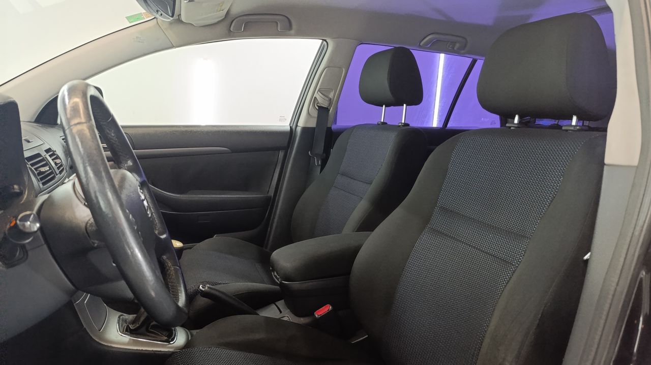 Toyota Avensis 2.0 D4D Sol Wagon 307.000Km - Foto 2 