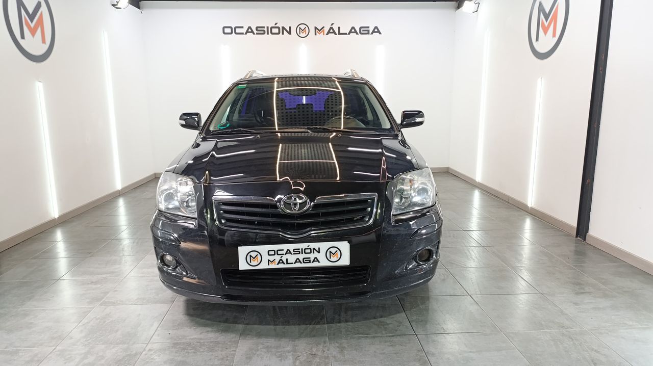 Toyota Avensis 2.0 D4D Sol Wagon 307.000Km - Foto 2 