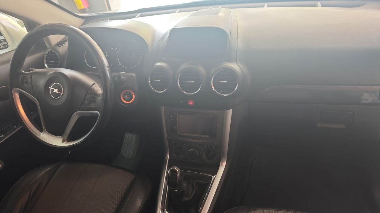 Opel Antara 2.2 CDTI 163 CV Start&Stop Selective 4X2 84.000 - Foto 2 