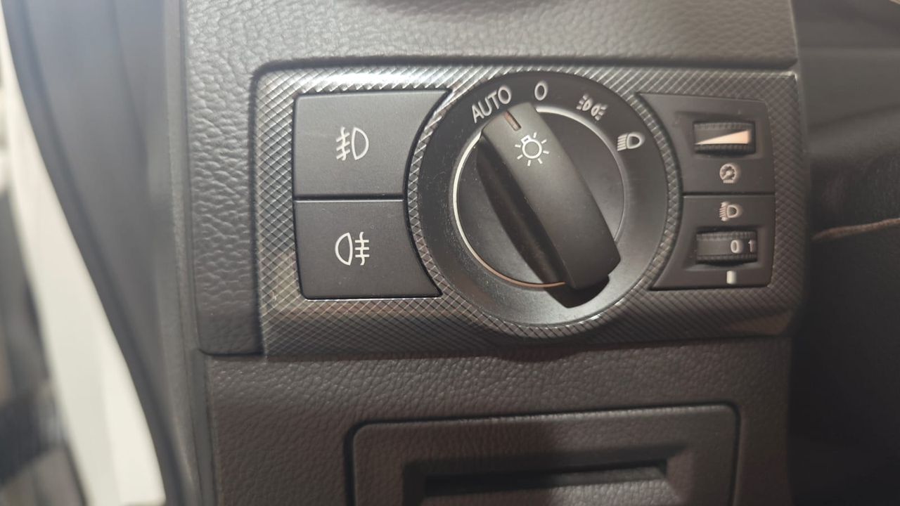 Opel Antara 2.2 CDTI 163 CV Start&Stop Selective 4X2 84.000 - Foto 2 