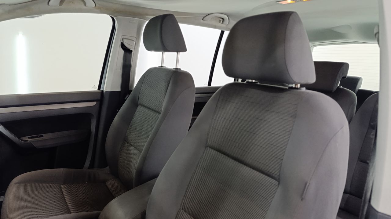 Volkswagen Touran 1.9 TDI 105cv DPF Bluemotion Advance Único propietario 7 Plazas - 208.000Km - Foto 2 