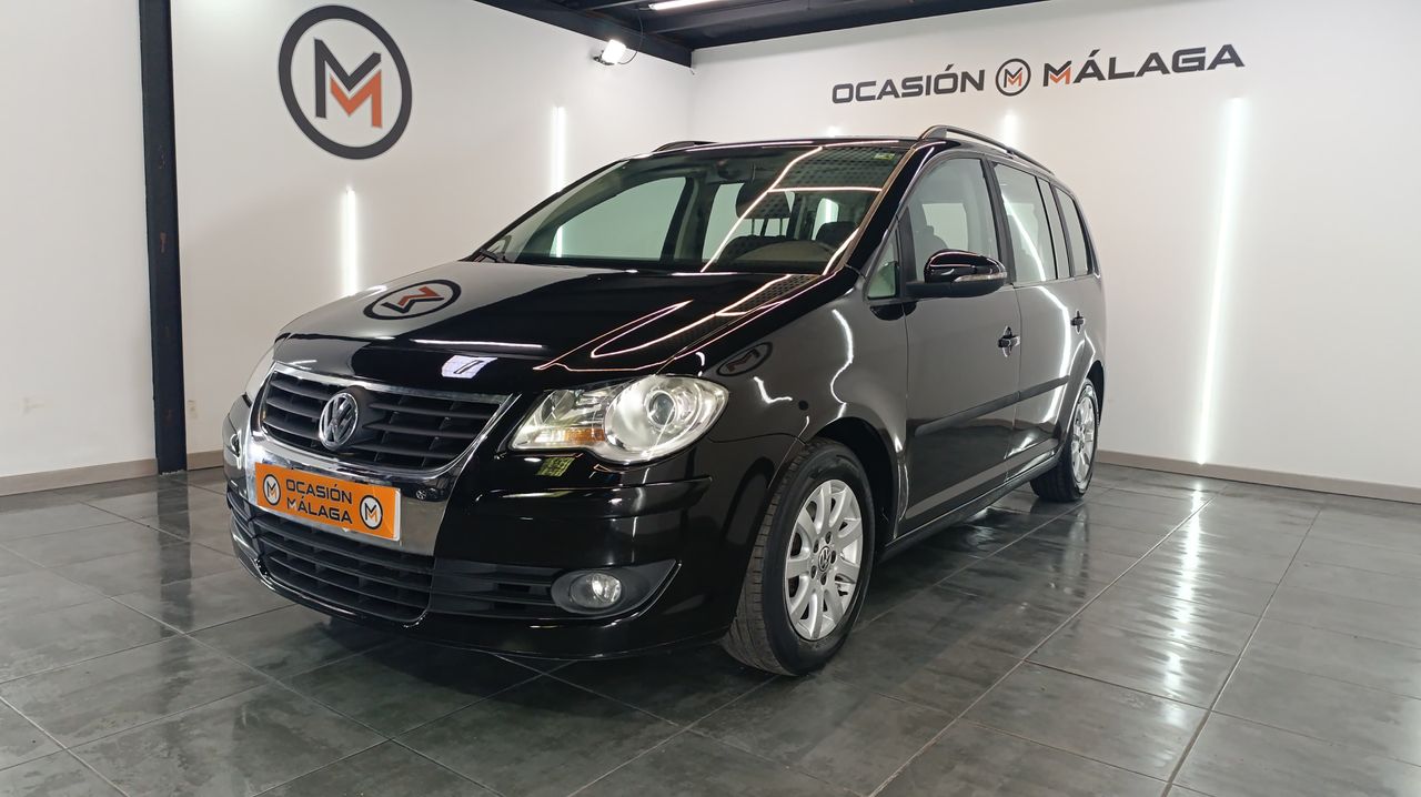 Volkswagen Touran 1.9 TDI 105cv DPF Bluemotion Advance Único propietario 7 Plazas - 208.000Km - Foto 2 