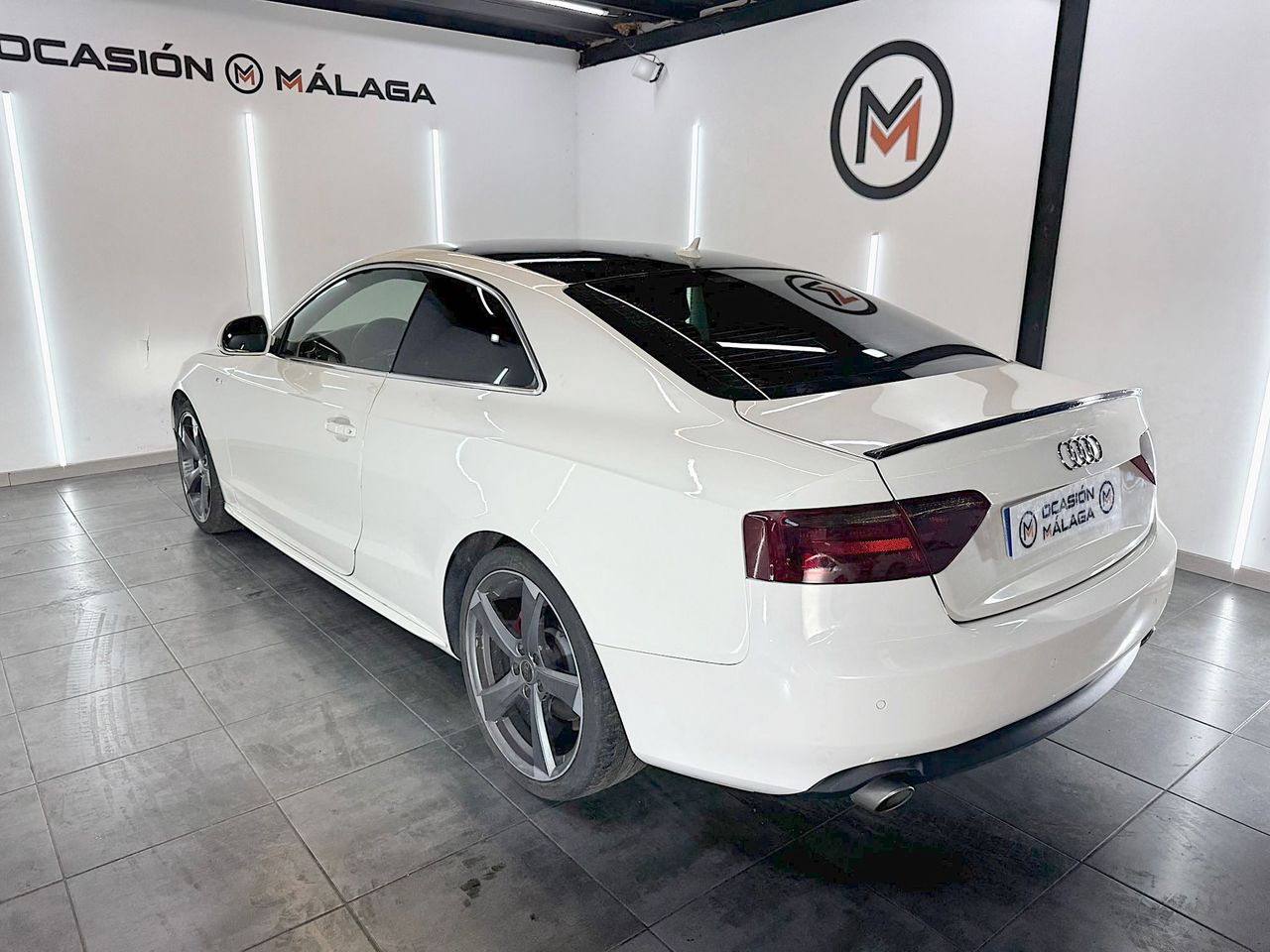 Audi A5 2.7 TDI 190cv DPF multitronic S-line Nacional  - 256.000Km - Foto 2 