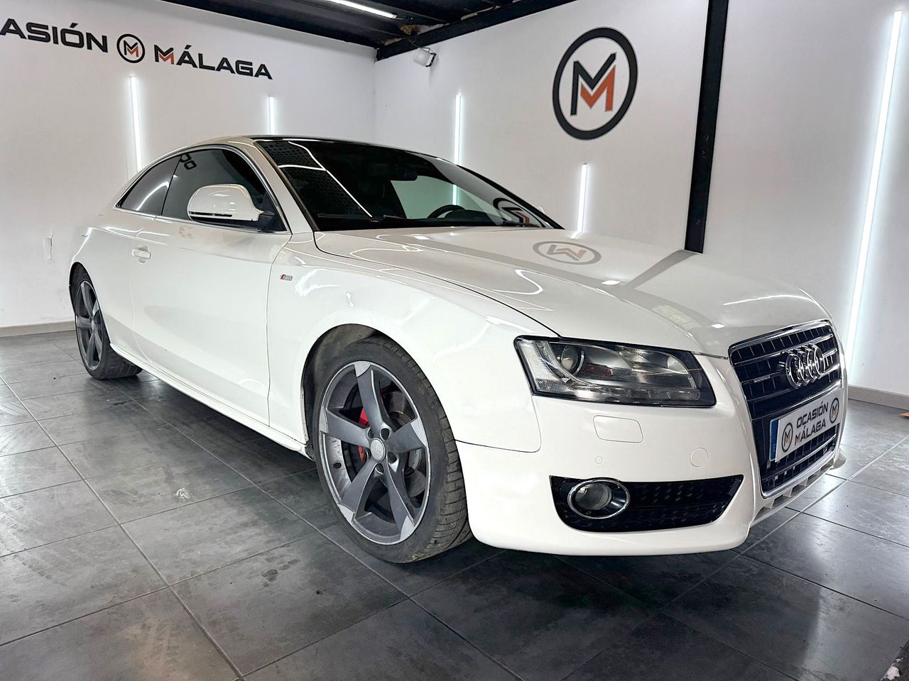 Audi A5 2.7 TDI 190cv DPF multitronic S-line Nacional  - 256.000Km - Foto 2 