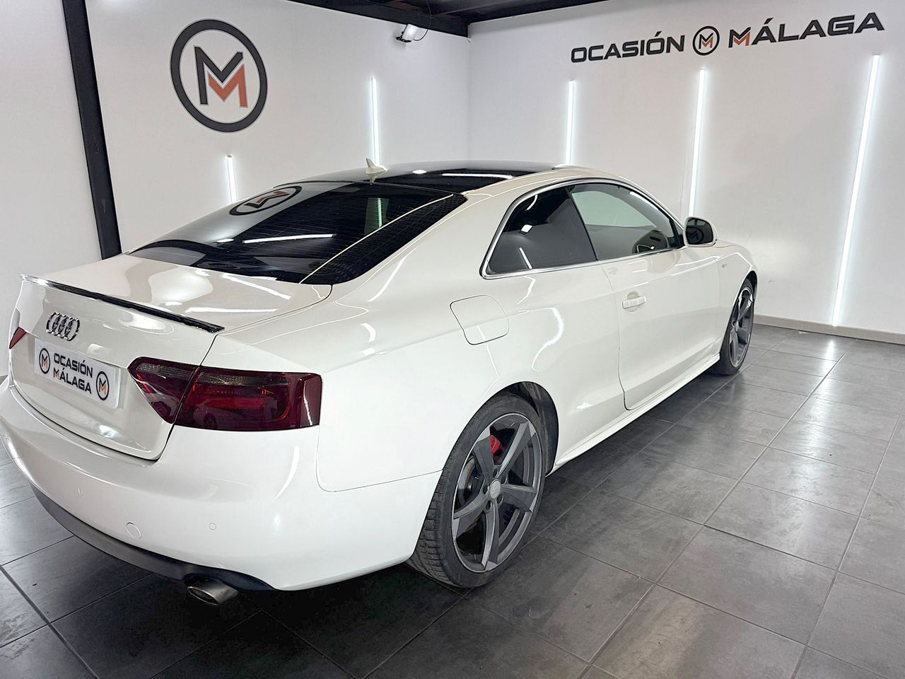 Audi A5 2.7 TDI 190cv DPF multitronic S-line Nacional  - 256.000Km - Foto 2 