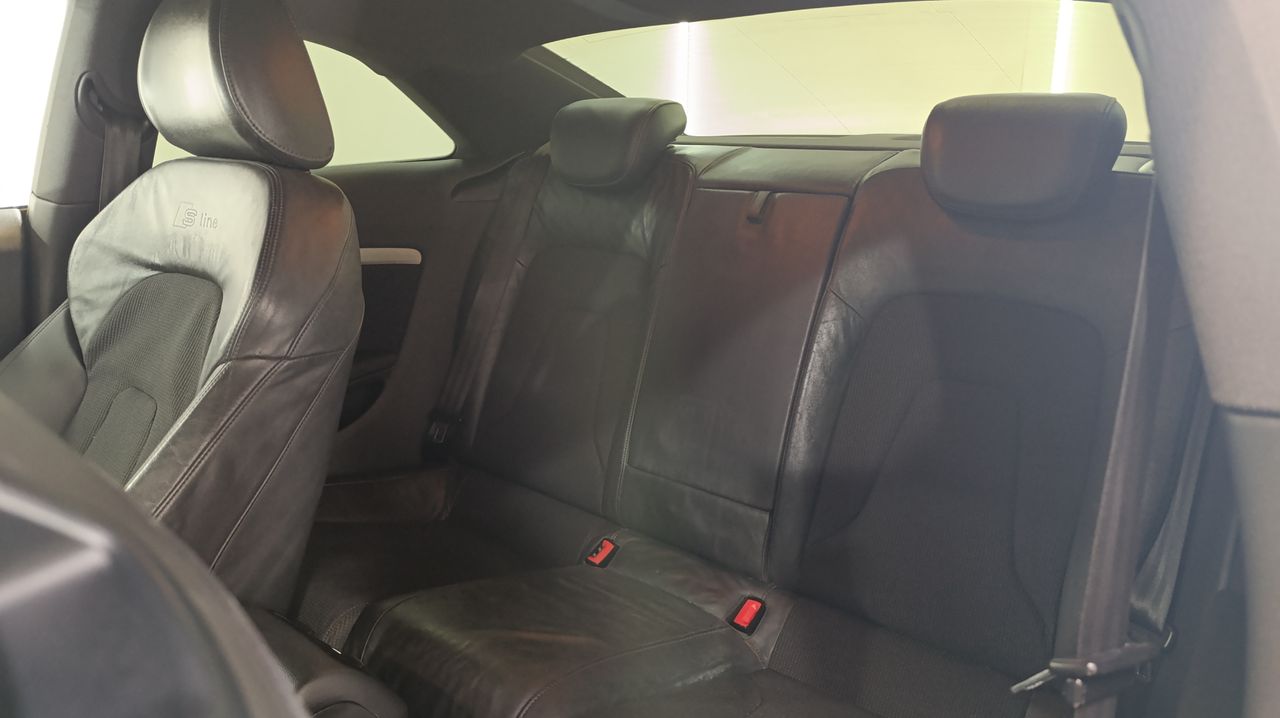 Audi A5 2.7 TDI 190cv DPF multitronic S-line Nacional  - 256.000Km - Foto 2 