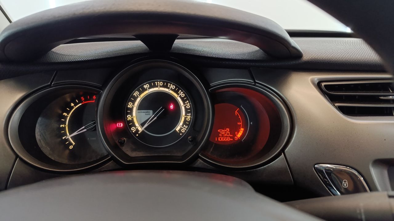 Citroën C3 HDi 70 Seduction 1.4HDI - 110.000Km - Foto 2 