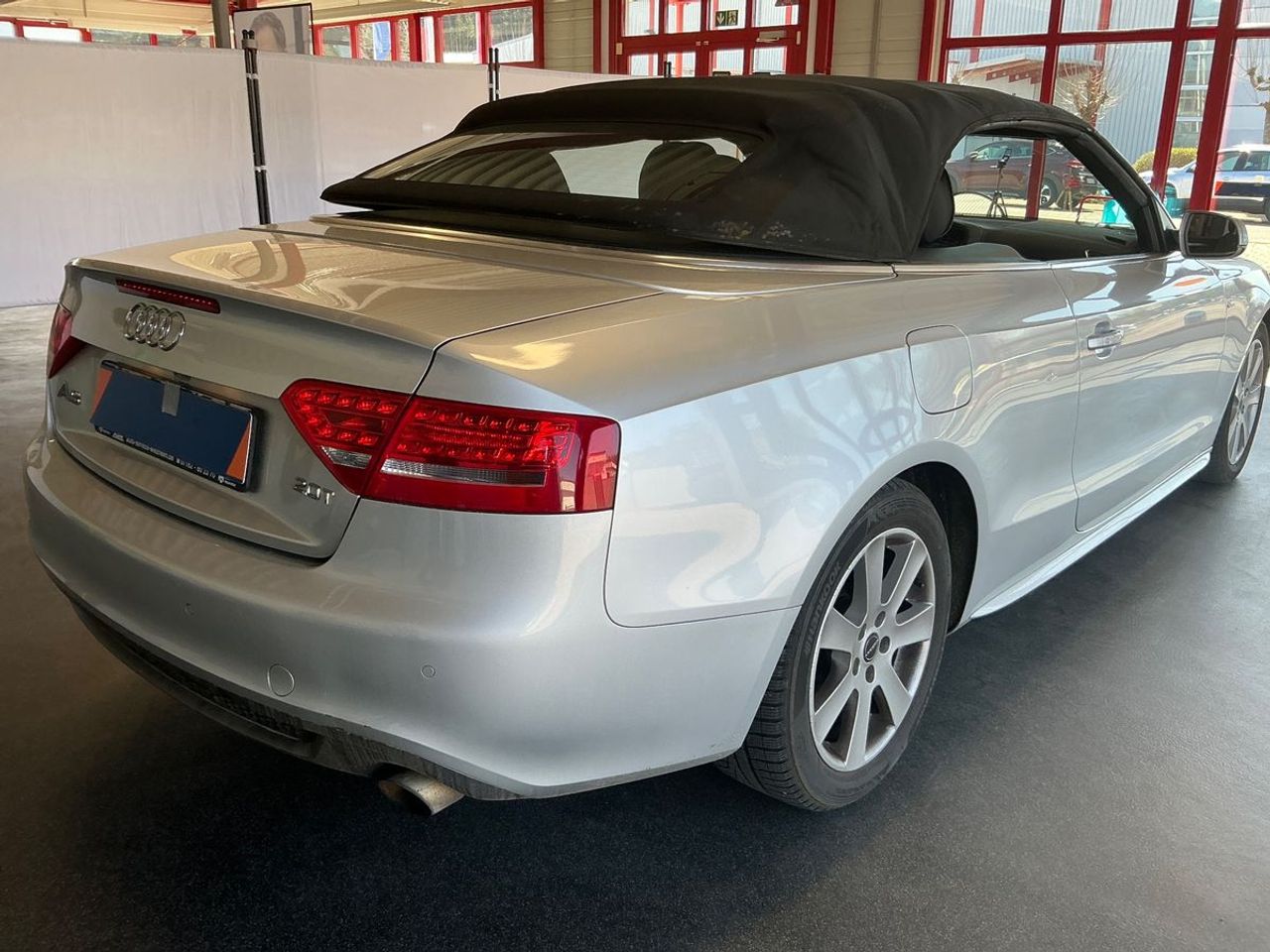 Audi A5 Cabrio 2.0 TFSI 211cv LIbro Mantenimiento - 180.000Km - Foto 2 