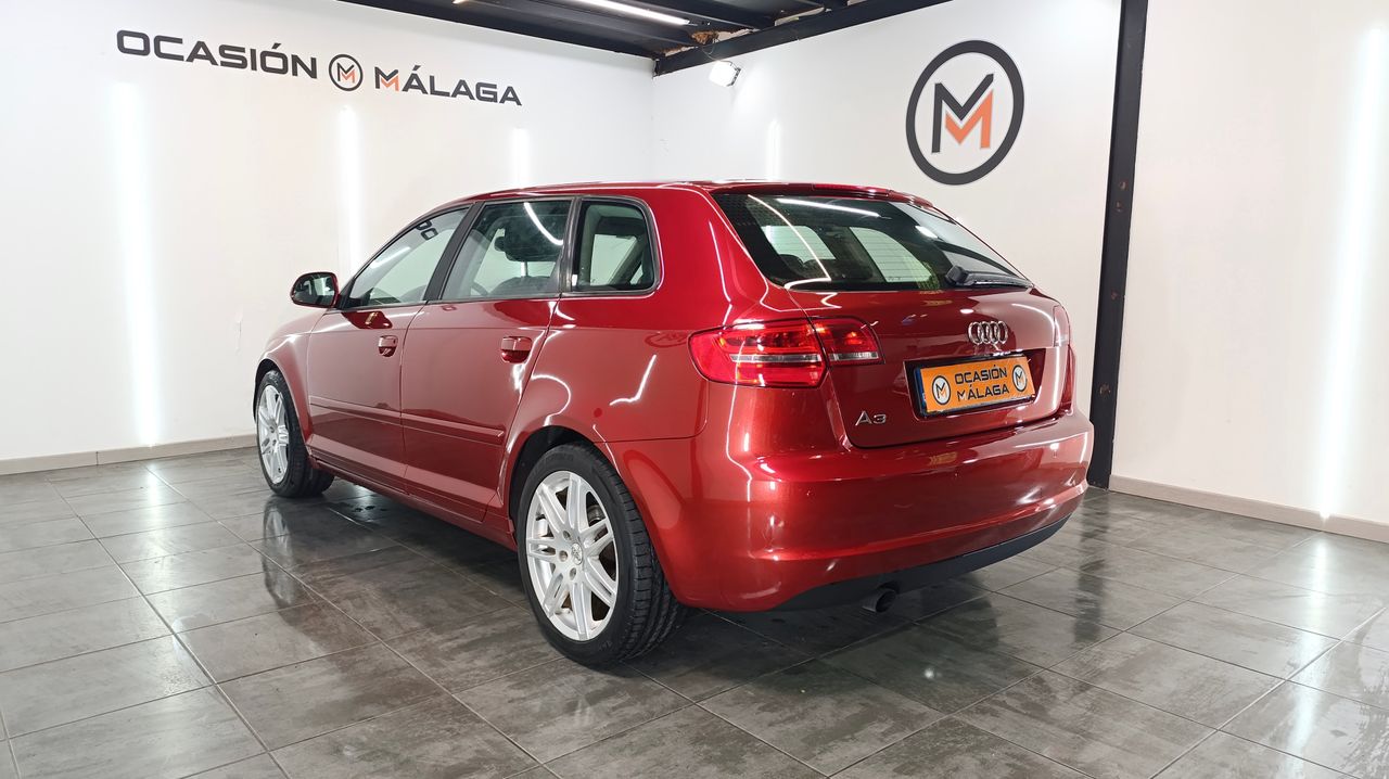 Audi A3 Sportback 1.6 TDI 105cv Attraction Nacional 192.000Km  - Foto 2 