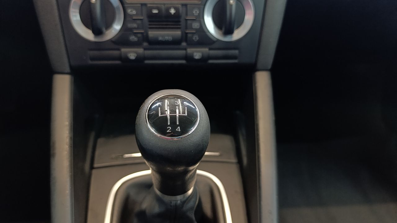 Audi A3 1.6 FSI Attraction 214.000Km Escape homologado - Foto 2 
