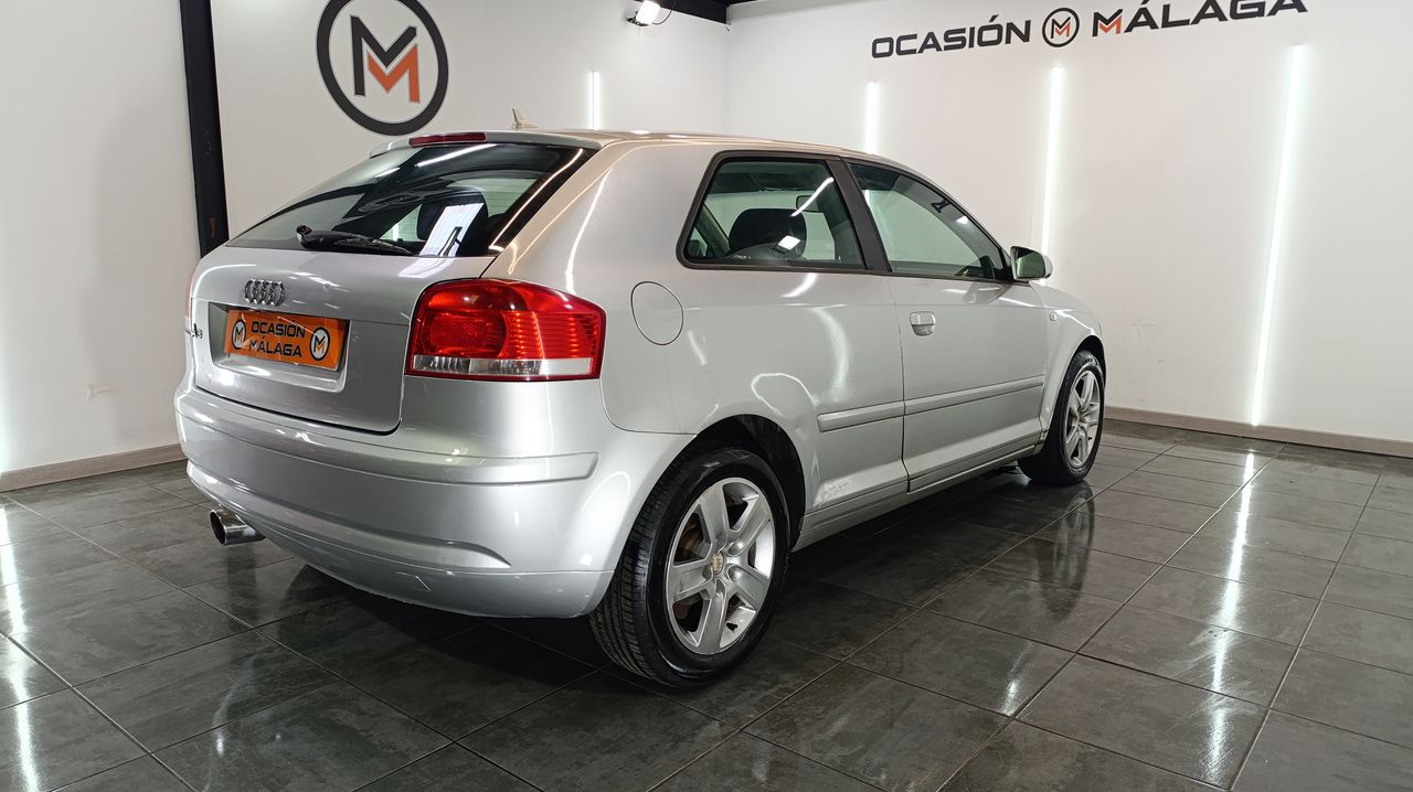 Audi A3 1.6 FSI Attraction 214.000Km Escape homologado - Foto 2 
