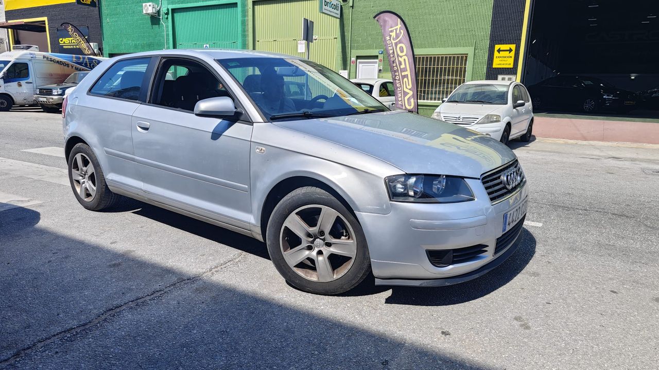 Audi A3 1.6 FSI Attraction 214.000Km Escape homologado - Foto 2 