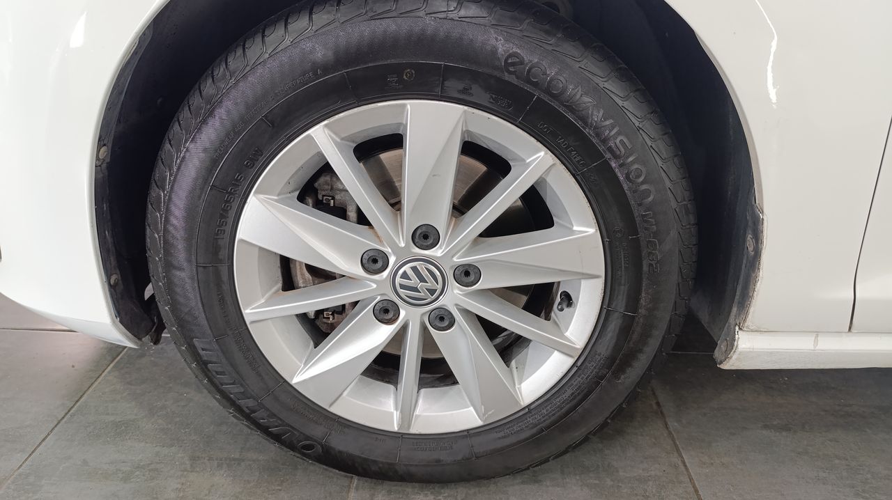 Volkswagen Golf Edition 1.2 TSI 105cv BMT Nacional +LIBRO - 199.000Km - Foto 2 