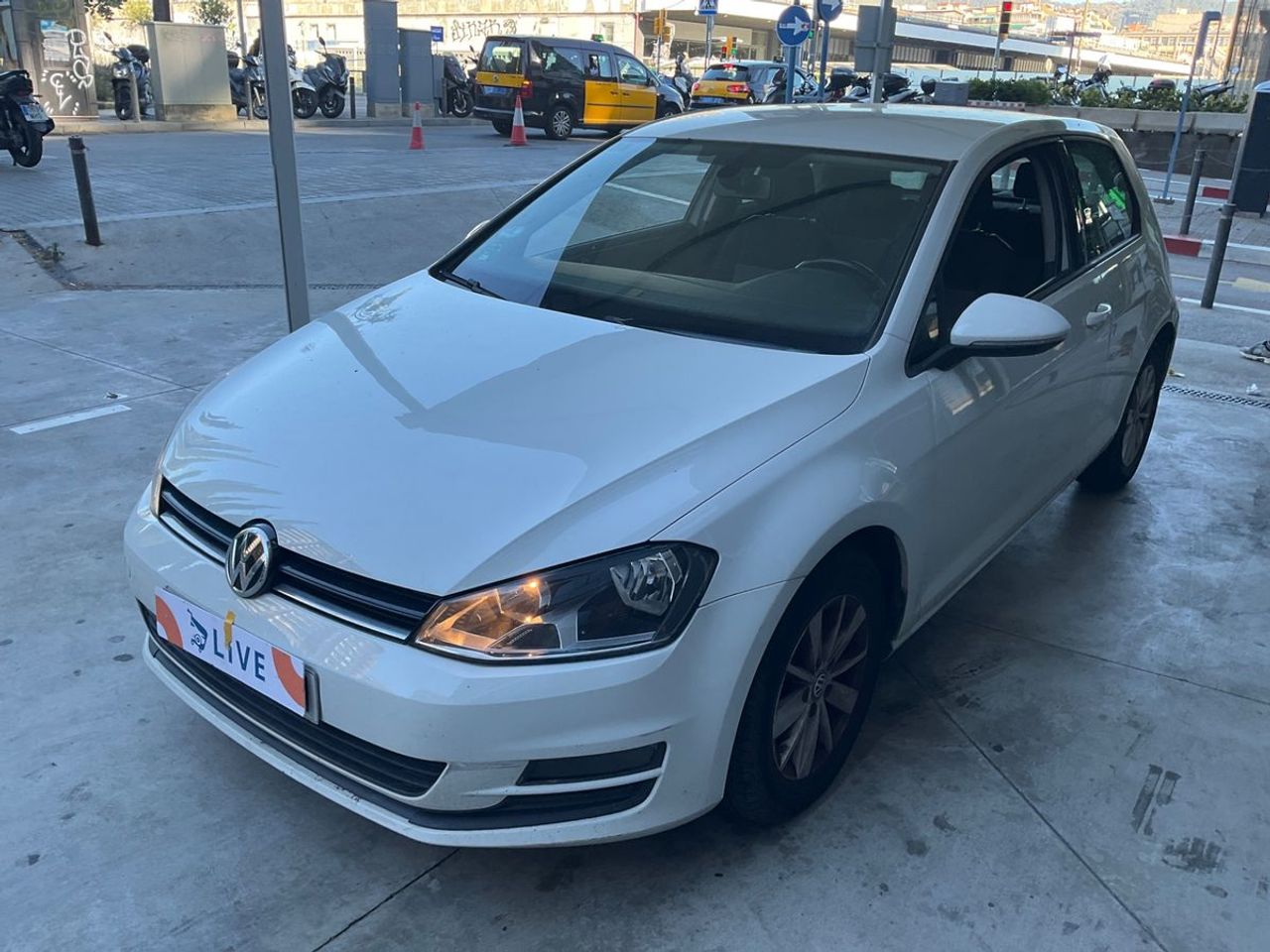 Volkswagen Golf Edition 1.2 TSI 105cv BMT Nacional +LIBRO - 199.000Km - Foto 2 