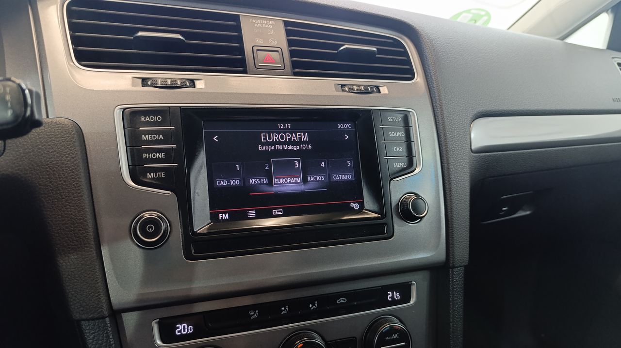 Volkswagen Golf Edition 1.2 TSI 105cv BMT Nacional +LIBRO - 199.000Km - Foto 2 