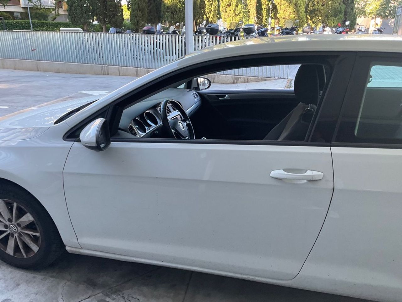 Volkswagen Golf Edition 1.2 TSI 105cv BMT Nacional +LIBRO - 199.000Km - Foto 2 