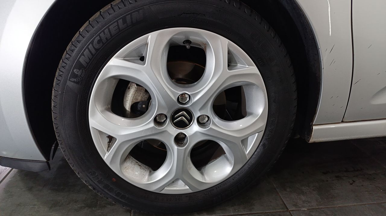 Citroën C3 Puretech 68cv Attraction ÚNICO DUEÑO - 151.000km - Foto 2 
