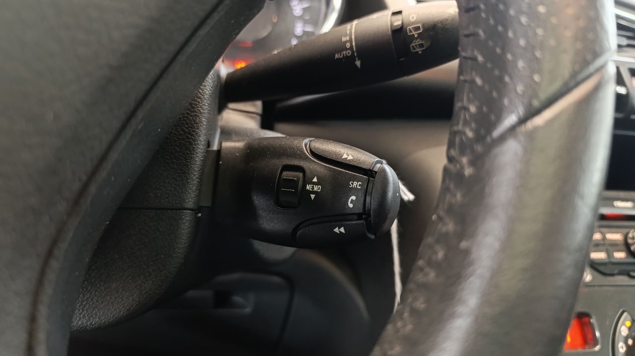 Peugeot 3008 Premium 2.0 HDI 150 FAP Nacional  - 164.000km - Foto 2 