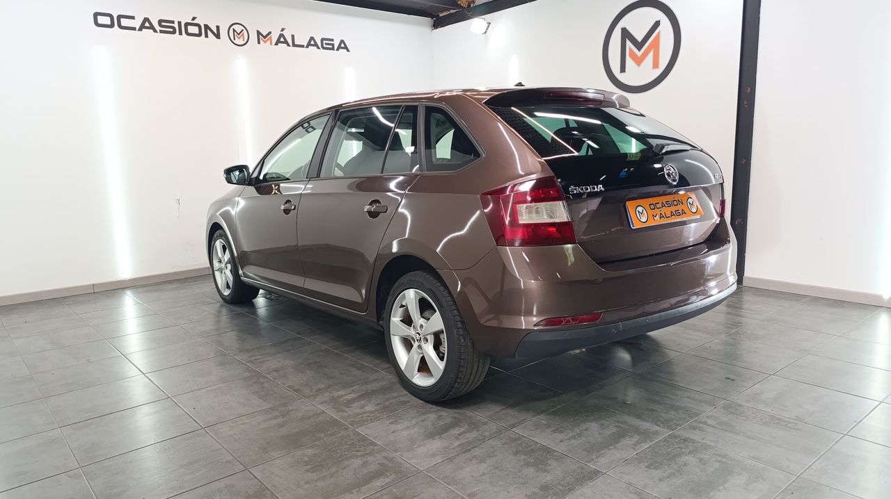 Skoda Rapid 1.4 TDI CR 66KW (90cv) Style DSG Nacional - 146000Km - Foto 2 