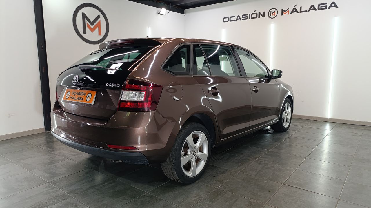 Skoda Rapid 1.4 TDI CR 66KW (90cv) Style DSG Nacional - 146000Km - Foto 2 