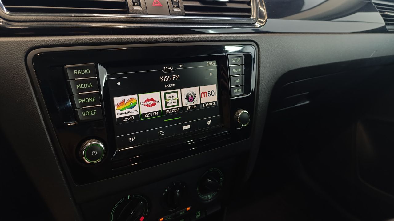 Skoda Rapid 1.4 TDI CR 66KW (90cv) Style DSG Nacional - 146000Km - Foto 2 