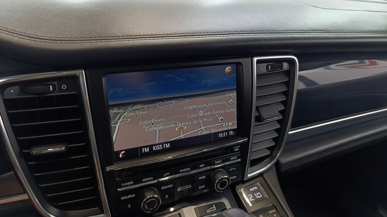 Porsche Panamera 3.0 TD Tiptronic 300Cv - 260000km - Foto 2 