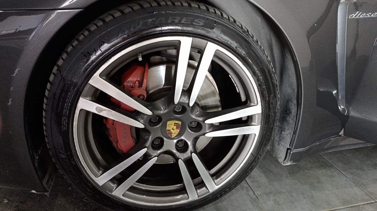 Porsche Panamera 3.0 TD Tiptronic 300Cv - 260000km - Foto 2 