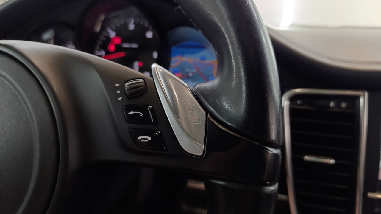 Porsche Panamera 3.0 TD Tiptronic 300Cv - 260000km - Foto 2 