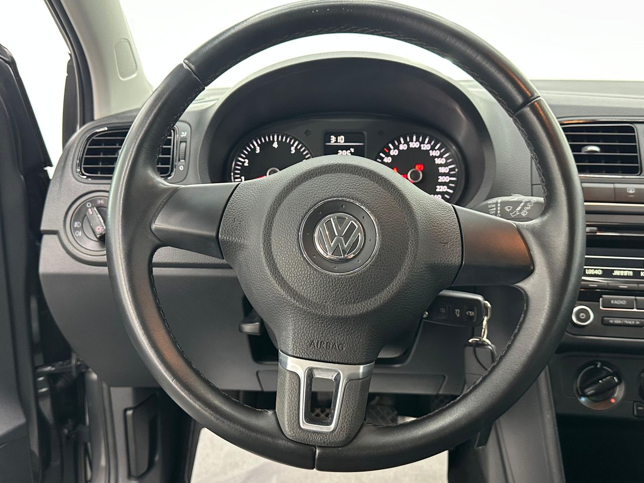 Volkswagen Polo 1.4 85cv Advance 3P  - 63.000Km - Foto 2 