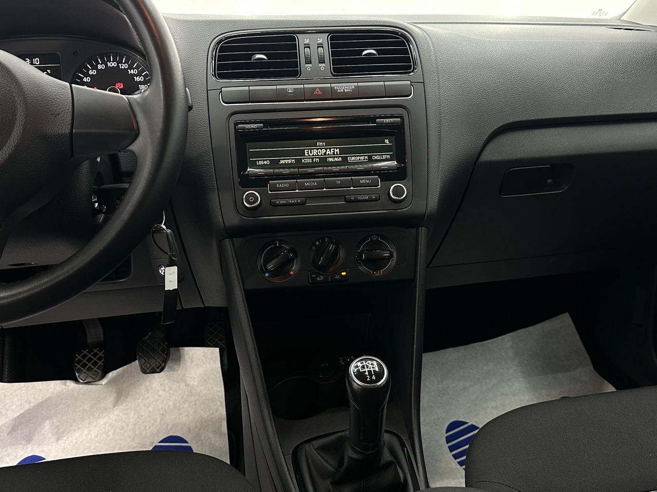 Volkswagen Polo 1.4 85cv Advance 3P  - 63.000Km - Foto 2 
