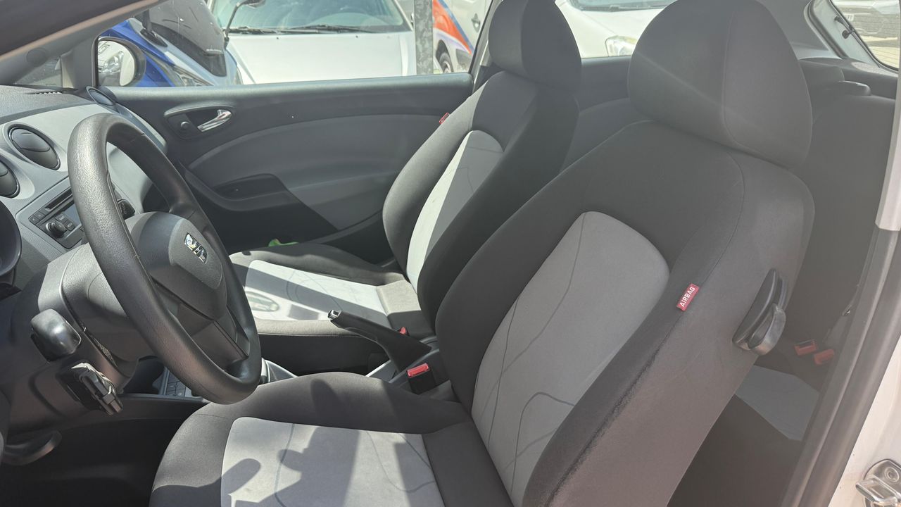Seat Ibiza 1.2 12v 70cv Reference ITech  92.000Km + Historial Mantenimiento - Foto 2 