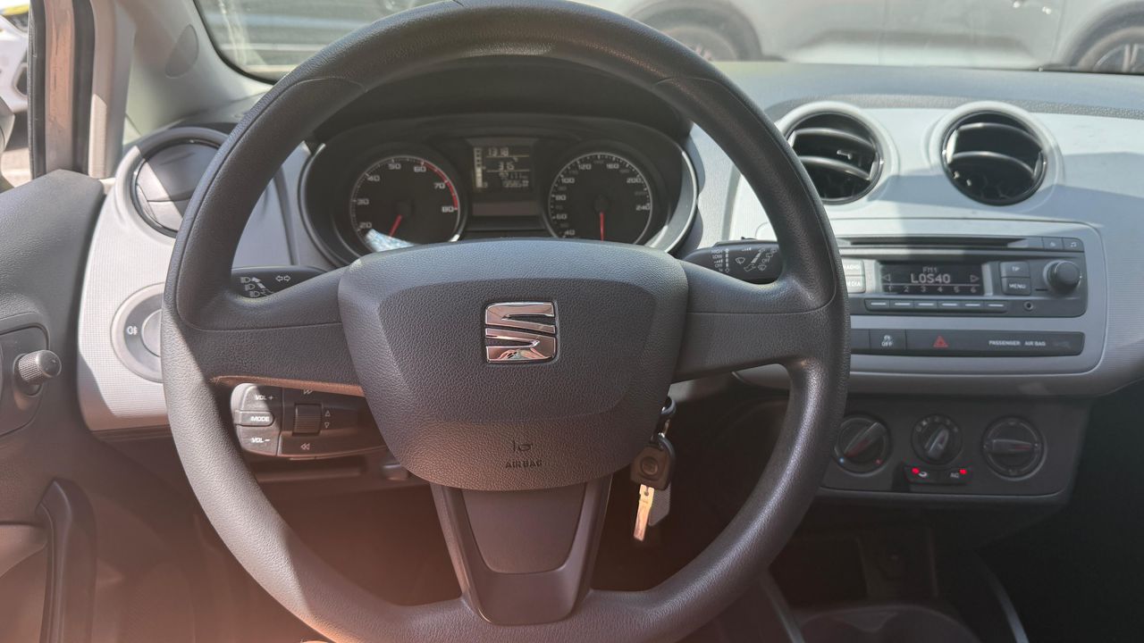 Seat Ibiza 1.2 12v 70cv Reference ITech  92.000Km + Historial Mantenimiento - Foto 2 