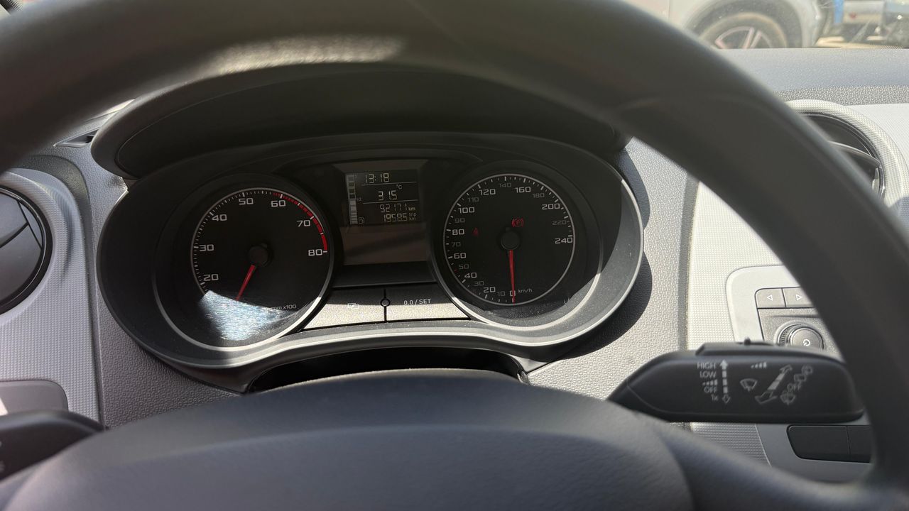 Seat Ibiza 1.2 12v 70cv Reference ITech  92.000Km + Historial Mantenimiento - Foto 2 