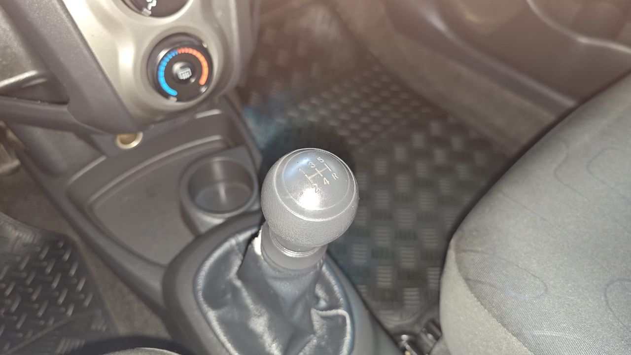 Toyota Yaris 1.3 VVT-I Connect Naciona  - 100.000Km - Foto 2 