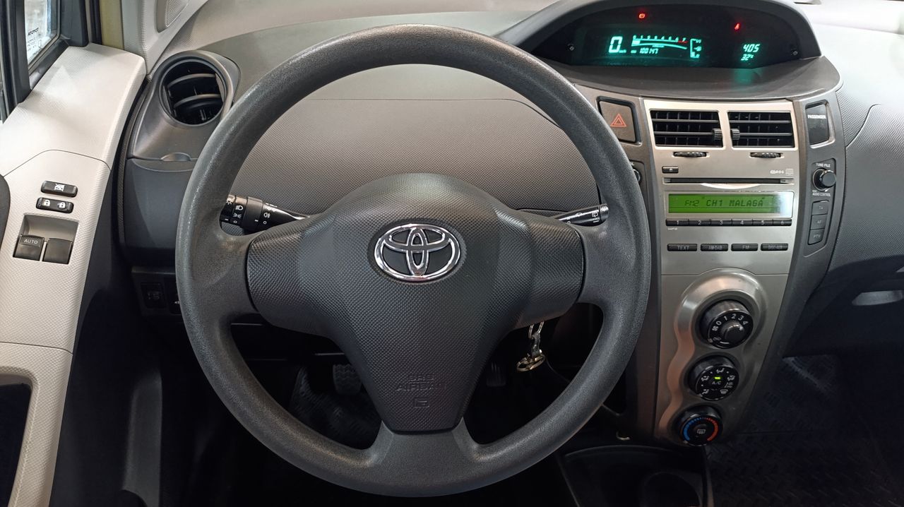 Toyota Yaris 1.0 VVT-I Live Naciona  - 100.000Km - Foto 2 