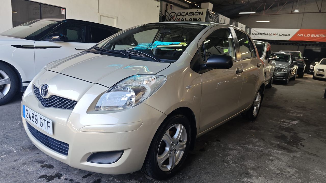 Toyota Yaris 1.3 VVT-I Connect Naciona  - 100.000Km - Foto 2 