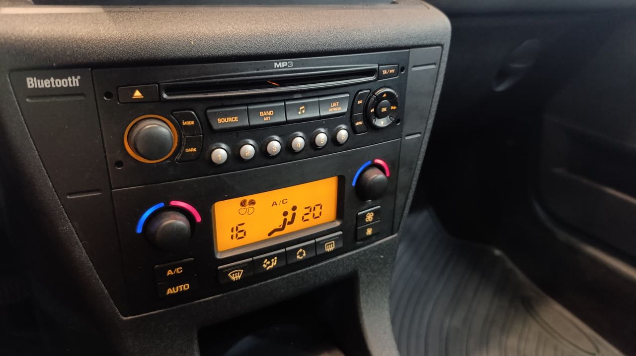 Citroën C4 1.6 16v VTR Plus Unico Propietario - 123.000Km - Foto 2 